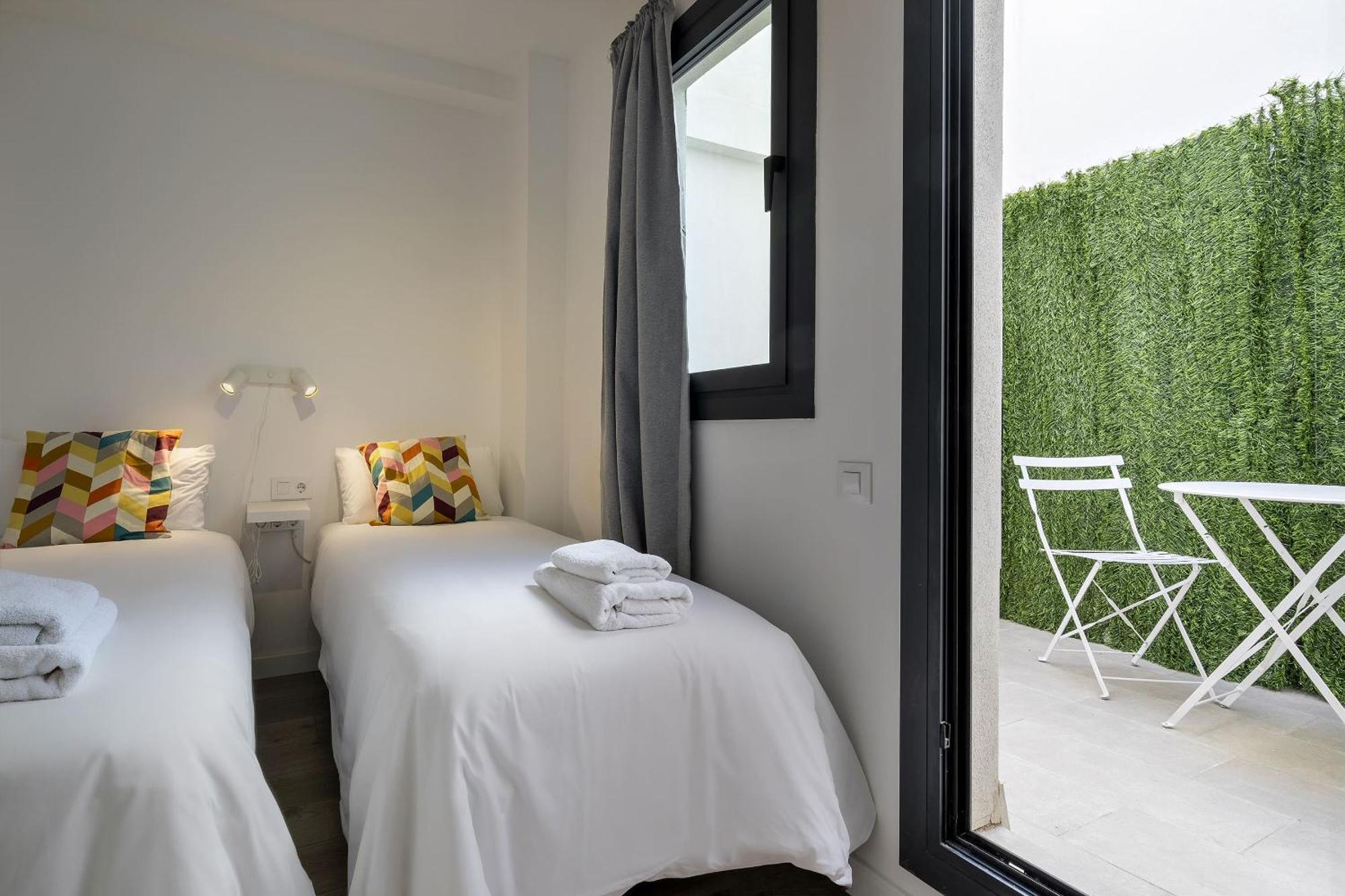 Habitat Apartments Teatre L'Hospitalet de Llobregat Extérieur photo